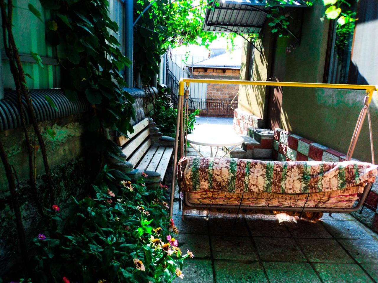 Bacho,S Cottage بورجومي المظهر الخارجي الصورة